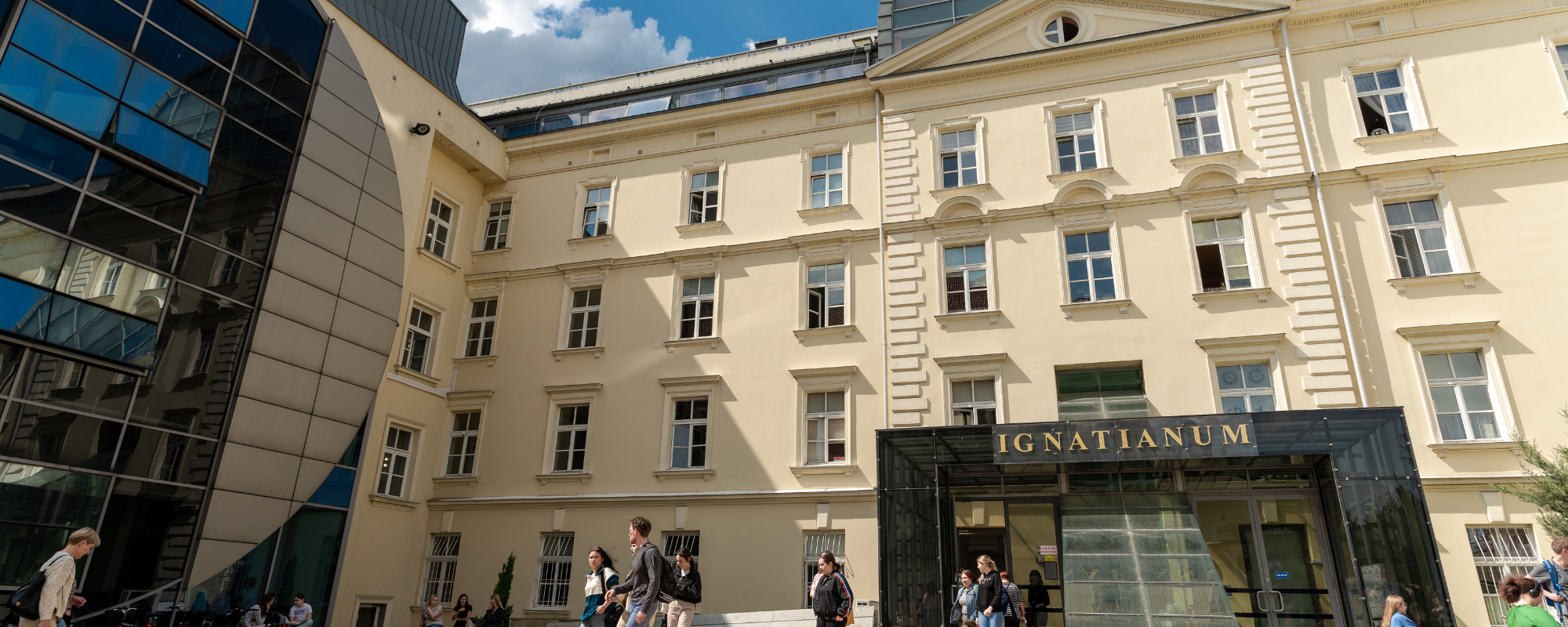 Fasada Budynku Głownego